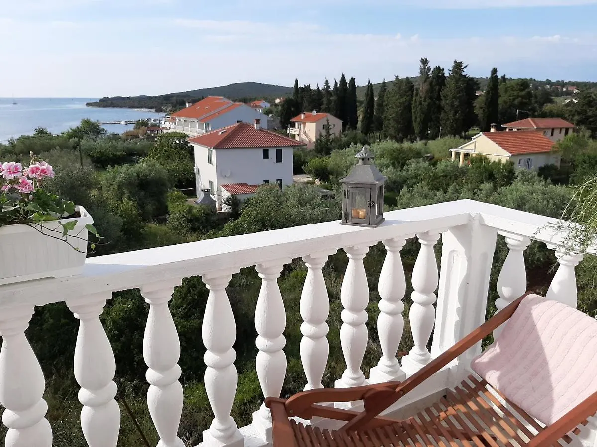 Kapetanov Pogled Apartment Ugljan