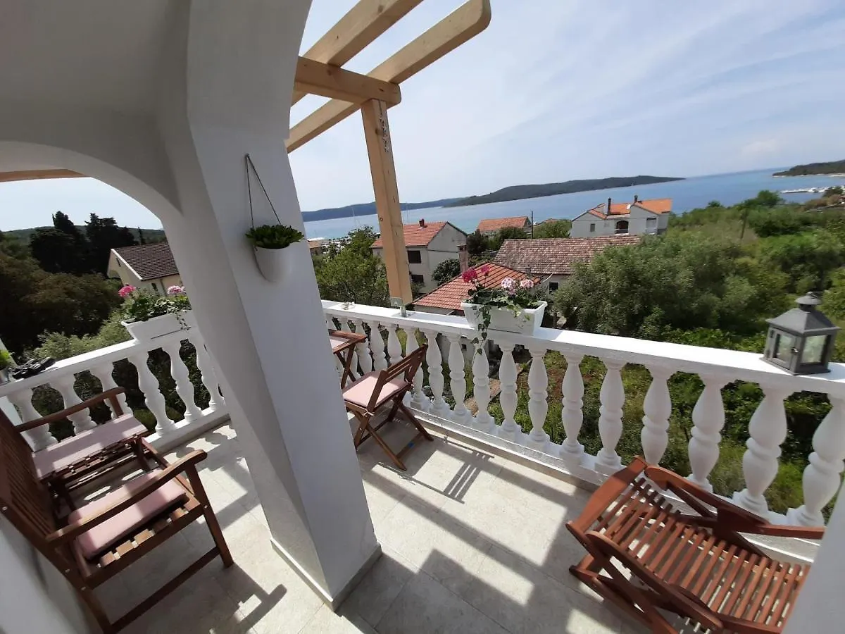 Kapetanov Pogled Apartment Ugljan