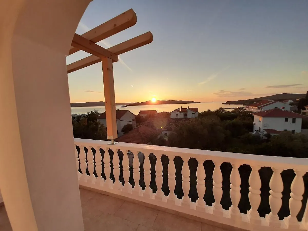 Kapetanov Pogled Apartment Ugljan